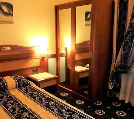 Hotel Ristorante La Piana 3*