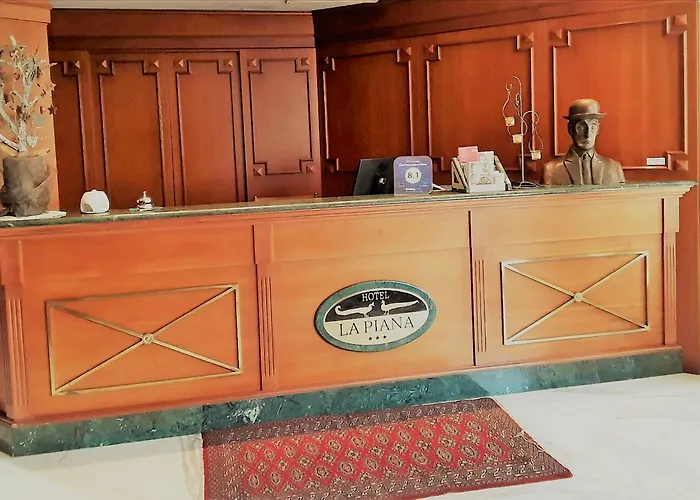 ホテル Ristorante La Piana 3*