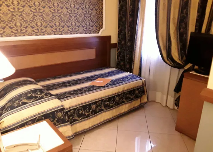 Ristorante La Piana ホテル 3*